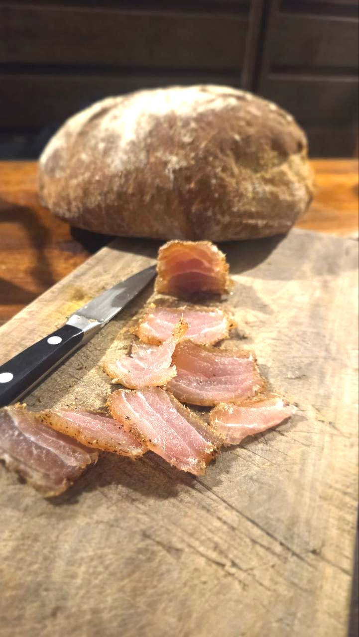 Cold smoke unit for gently smoked fish